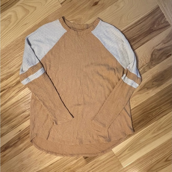 American Eagle Long Sleeve Waffle Varsity Stripe Sleeve T Shirt Size L Academia - Picture 2 of 5